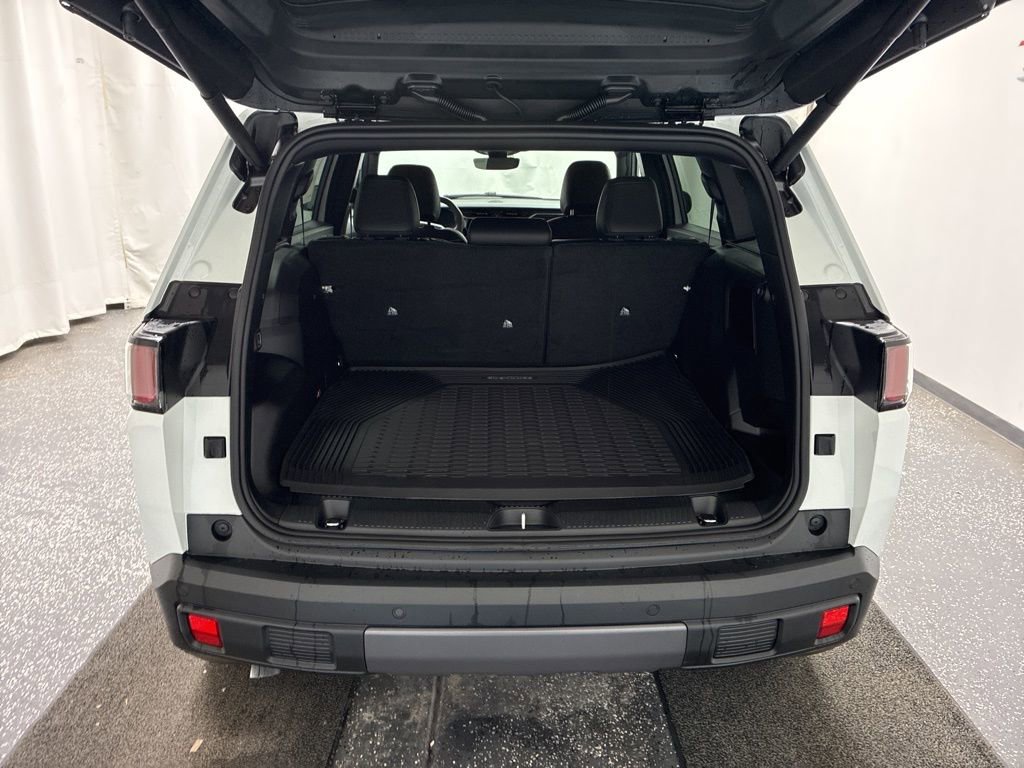 New 2026 Jeep Cherokee Limited image 6