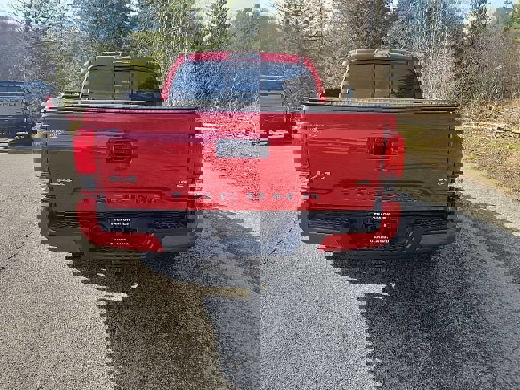 Used 2021 Toyota Tacoma SR image 4