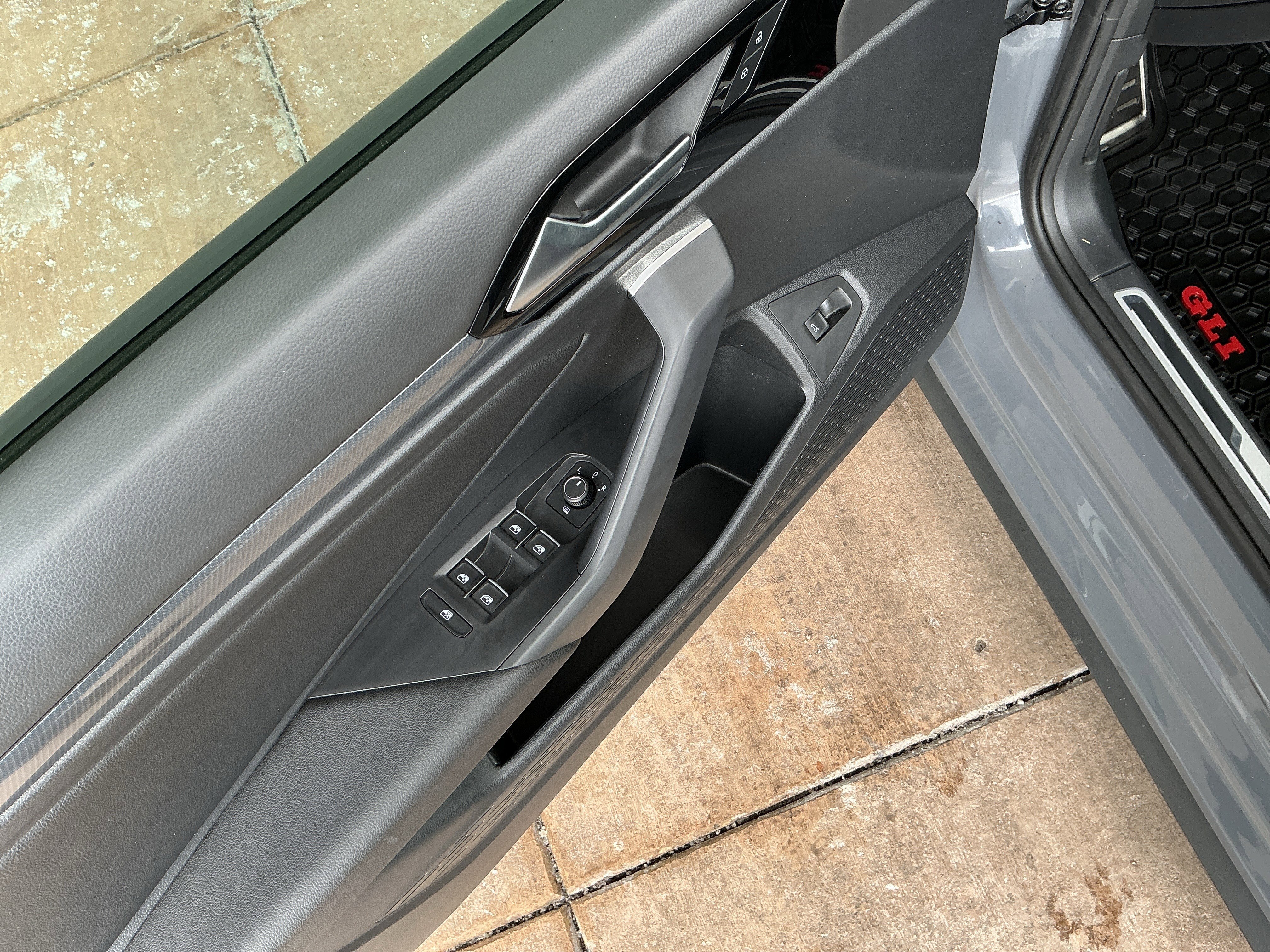 Used 2021 Volkswagen Jetta GLI Autobahn w/ GLI Autobahn Black Package image 15