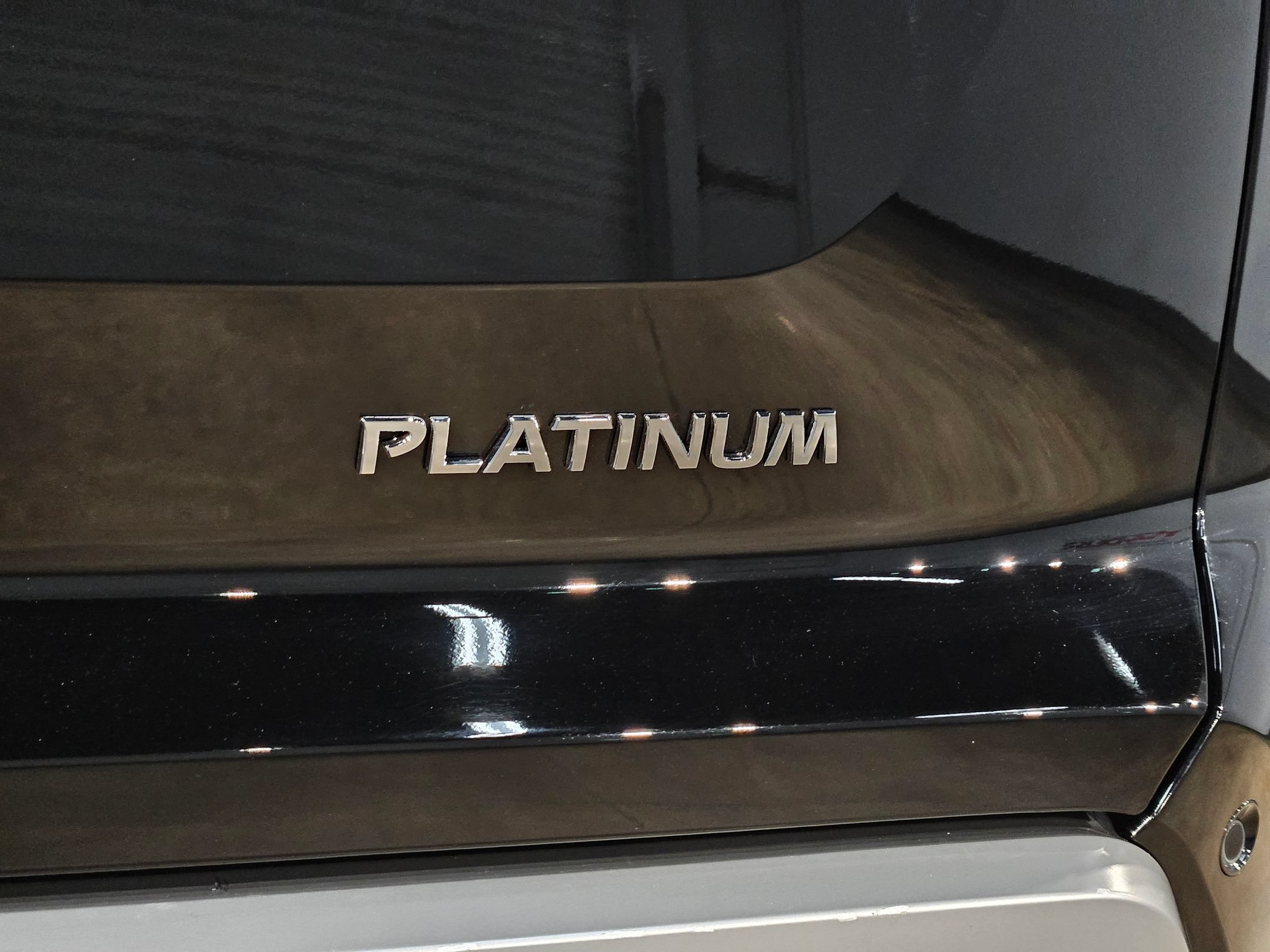 Used 2024 Nissan Pathfinder Platinum w/ Cargo Package FWD image 39