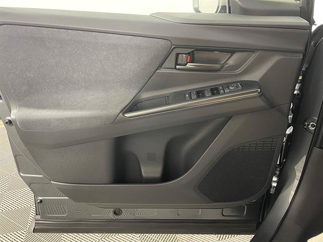 New 2026 Toyota C-HR AWD/4WD image 19