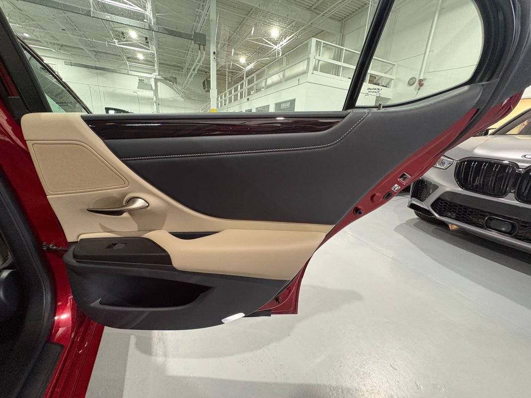 Used 2019 Lexus ES 350 w/ Premium Package FWD image 50