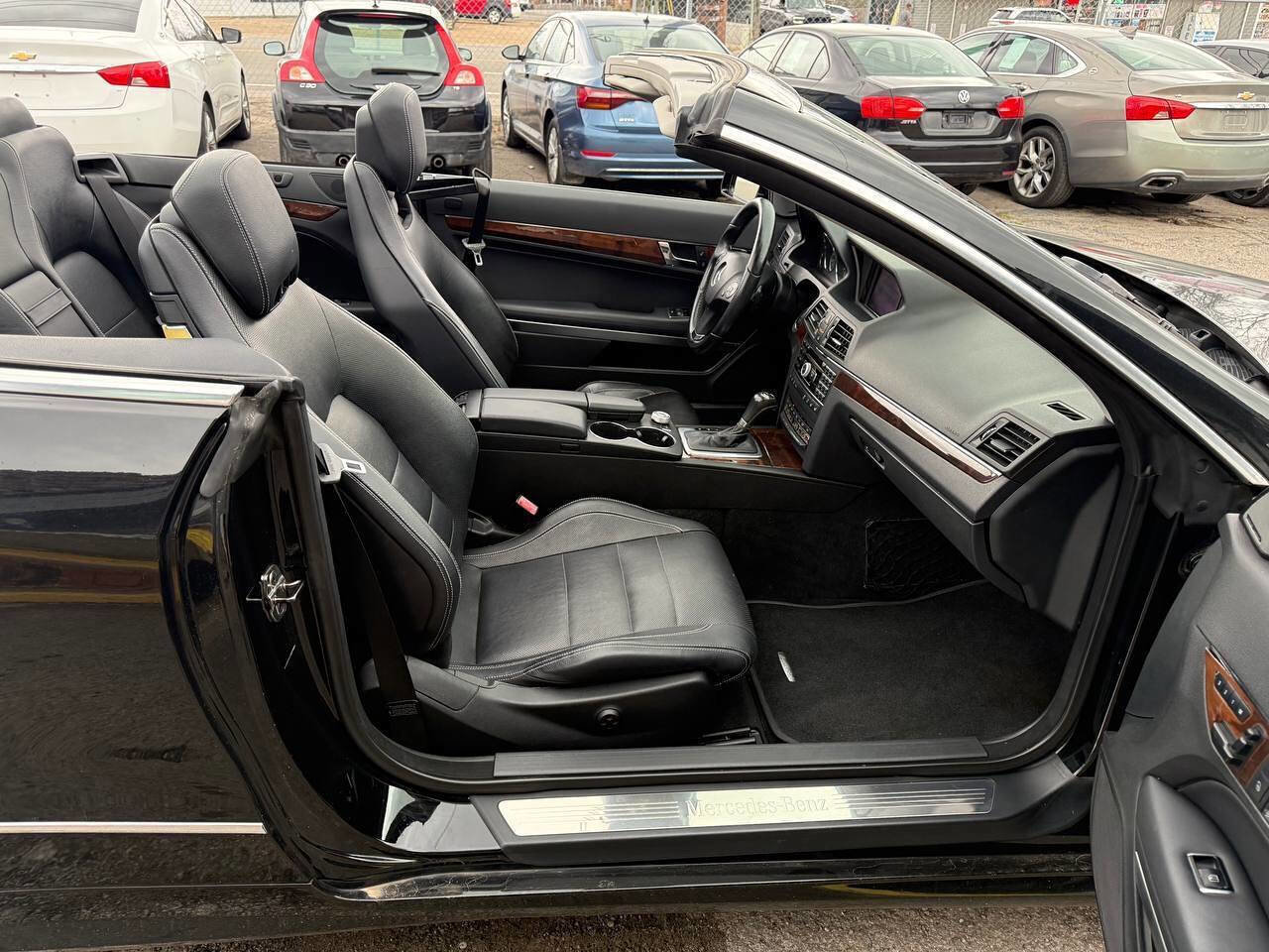 Used 2011 Mercedes-Benz E 550 Cabriolet w/ Premium 2 Pkg image 13