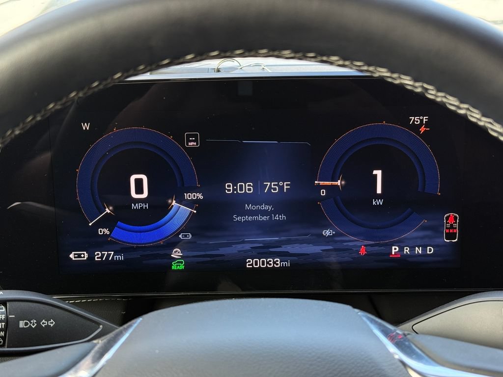 Used 2024 Chevrolet Blazer EV LT AWD/4WD image 9