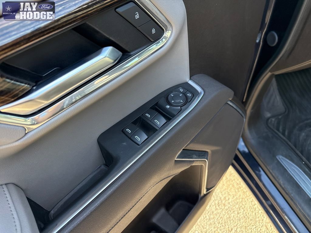 Used 2025 GMC Sierra 1500 SLE AWD/4WD image 13