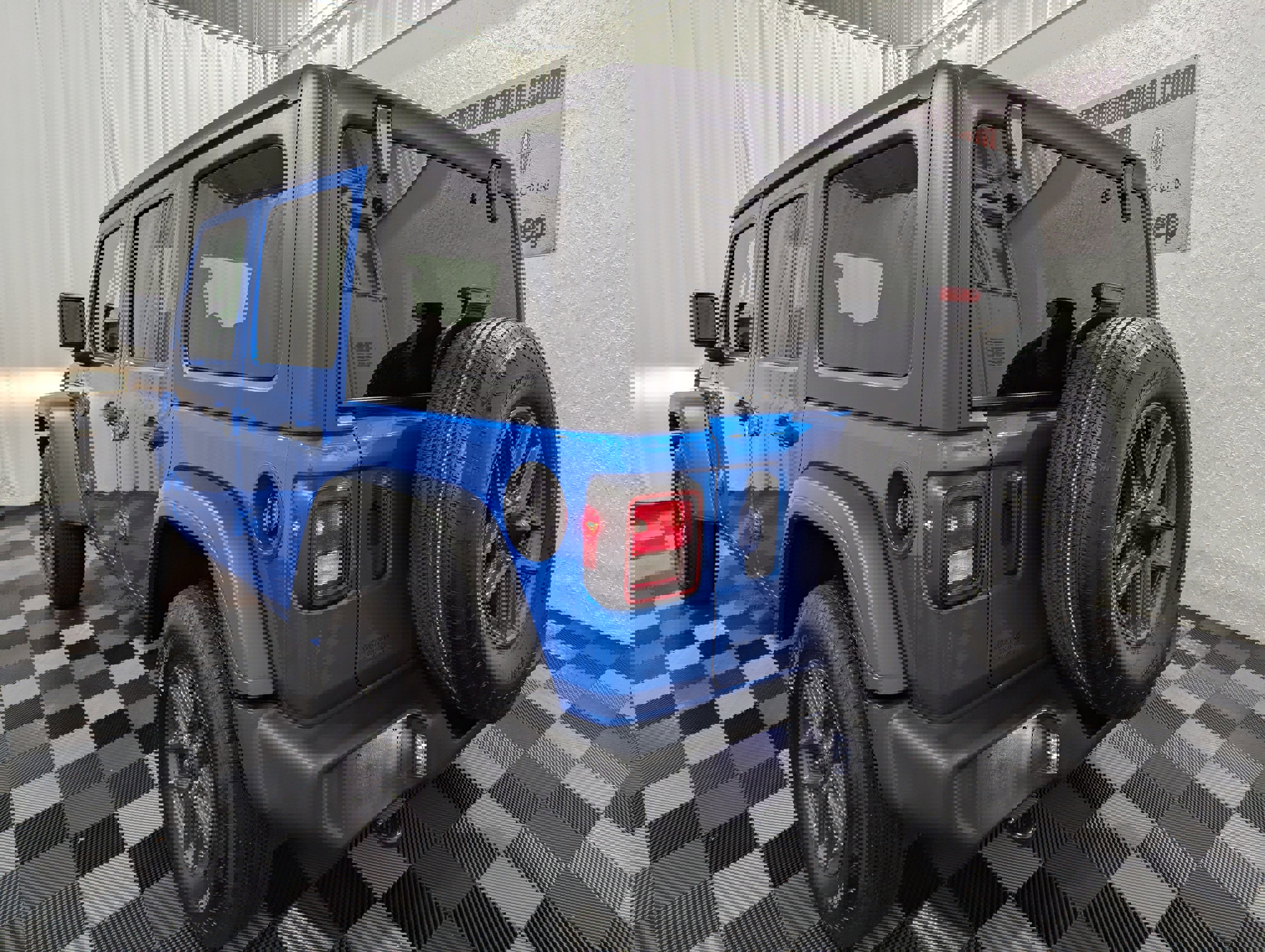 Used 2024 Jeep Wrangler Unlimited Sport image 8
