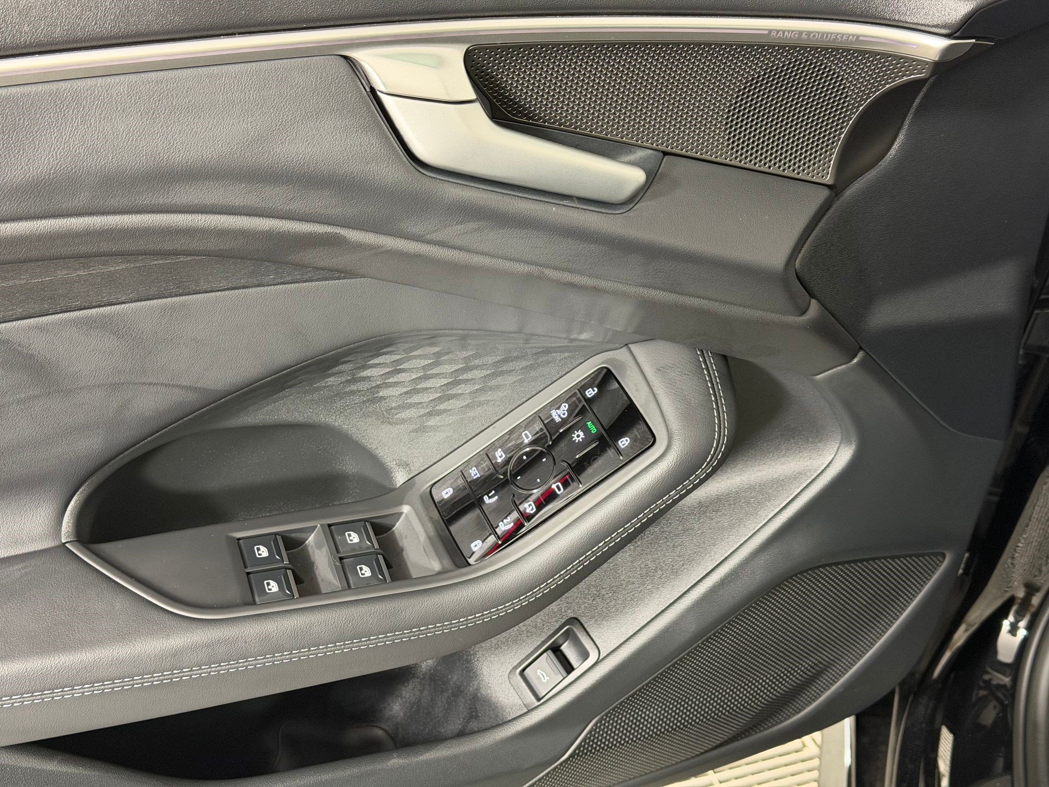 New 2026 Audi A6 Premium Plus AWD/4WD image 14
