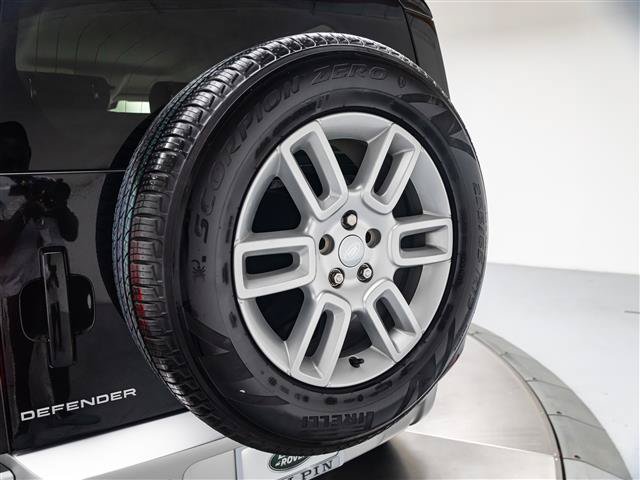 Used 2023 Land Rover Defender 90 S AWD/4WD image 30