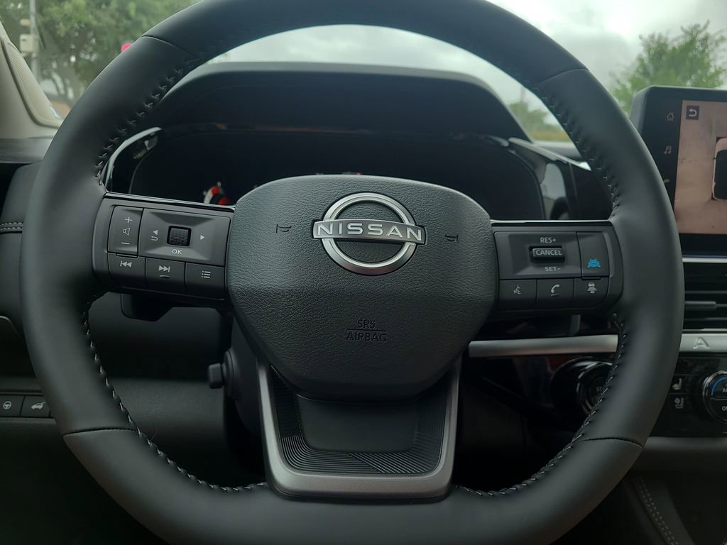 New 2026 Nissan Pathfinder Platinum FWD image 21