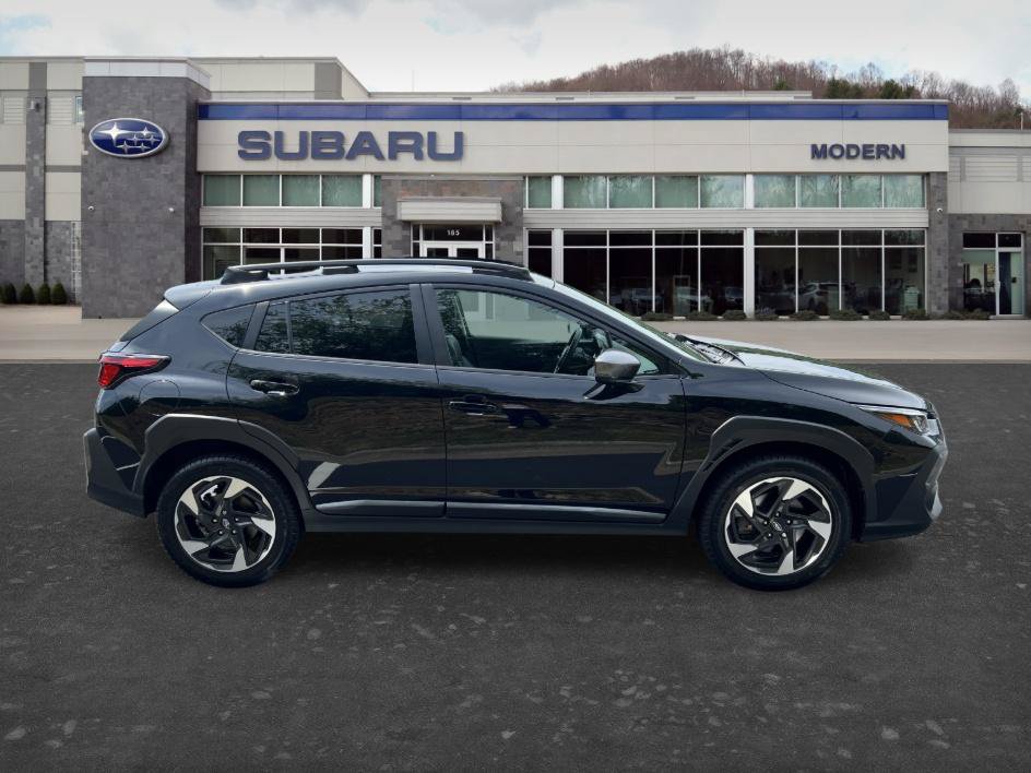 Used 2024 Subaru Crosstrek 2.5i Limited w/ Crosstrek Mirror Package AWD/4WD image 4
