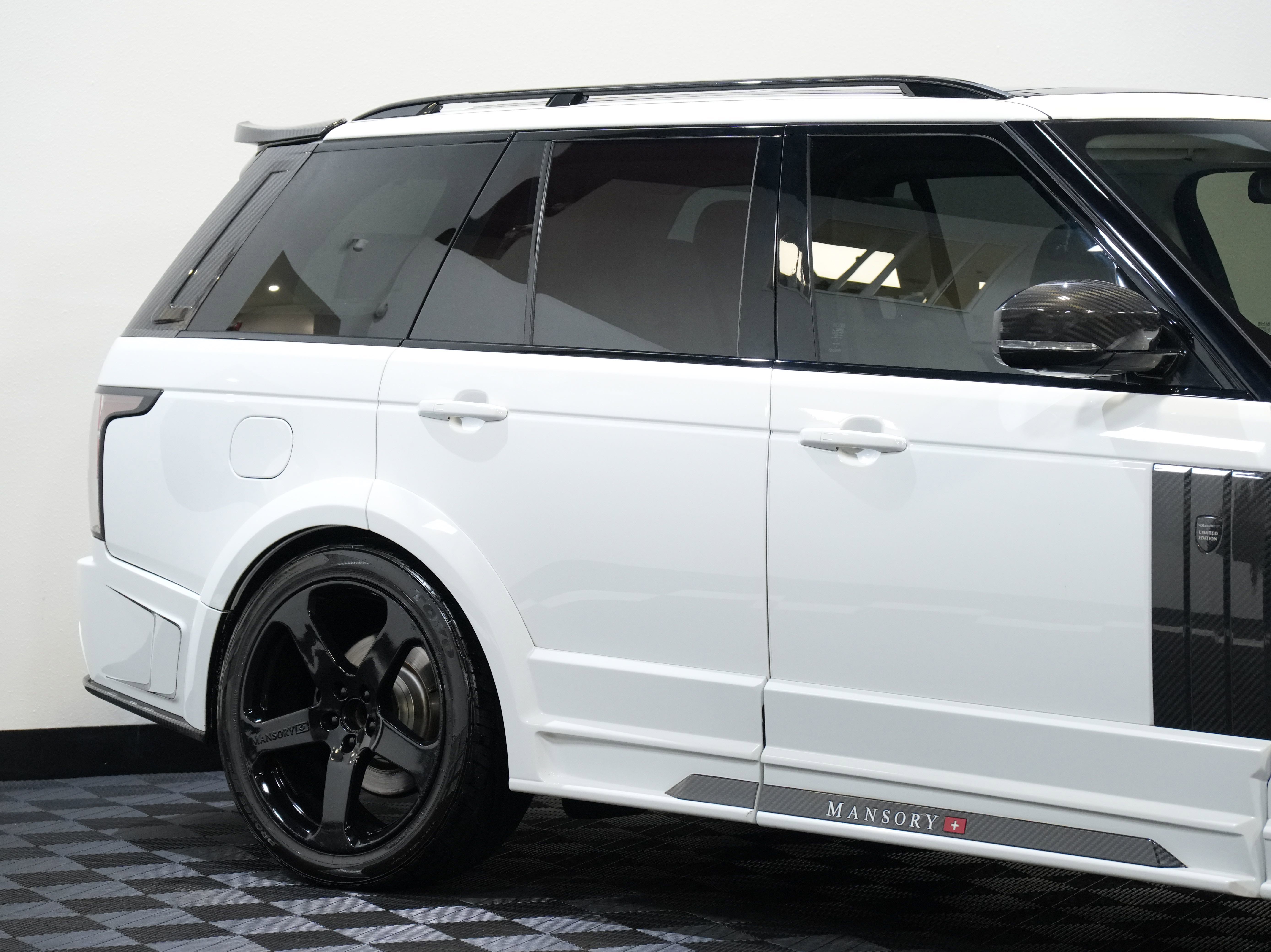 Used 2014 Land Rover Range Rover Supercharged AWD/4WD image 17