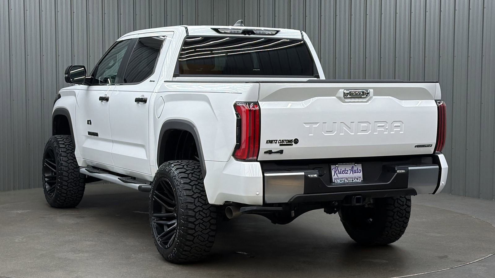 Used 2025 Toyota Tundra Limited image 3