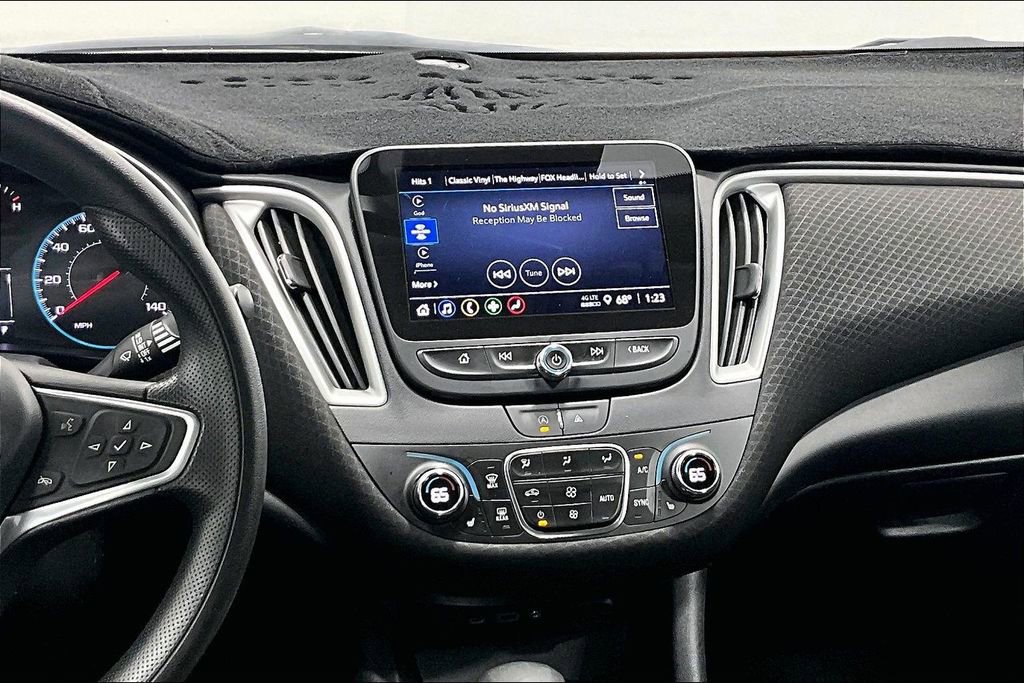 Used 2023 Chevrolet Malibu LT w/ Driver Confidence Package FWD image 6