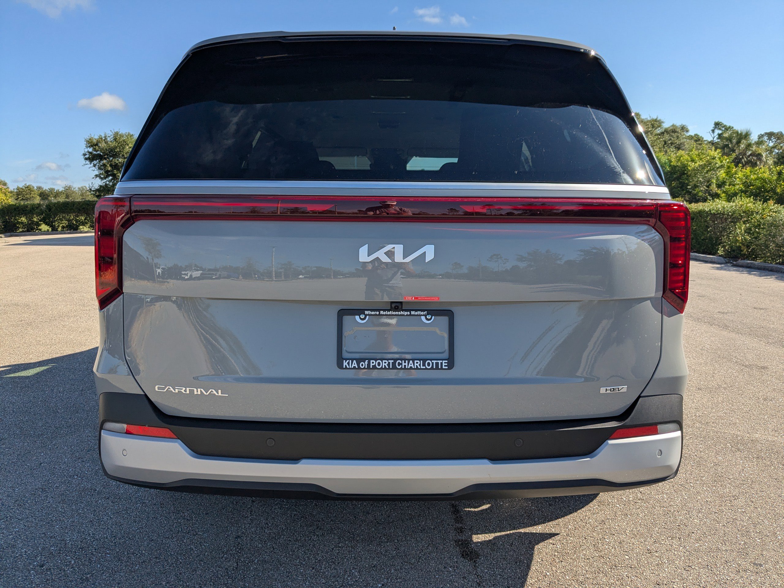 New 2026 Kia Carnival EX image 6