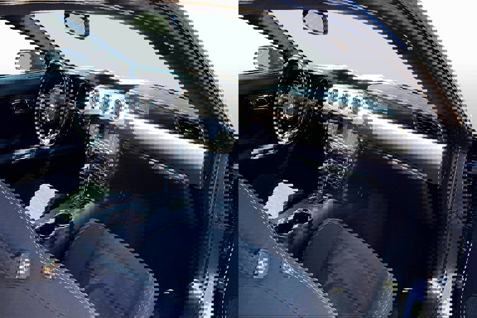 Used 2016 Ford Mustang EcoBoost image 15