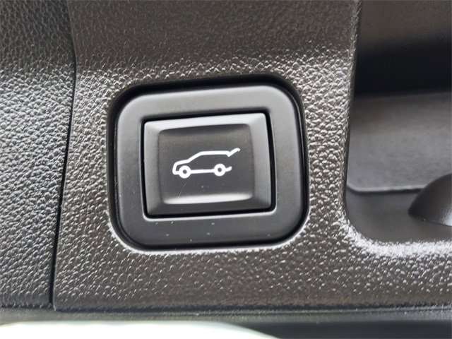 Used 2023 GMC Acadia AT4 w/ Technology Package image 37