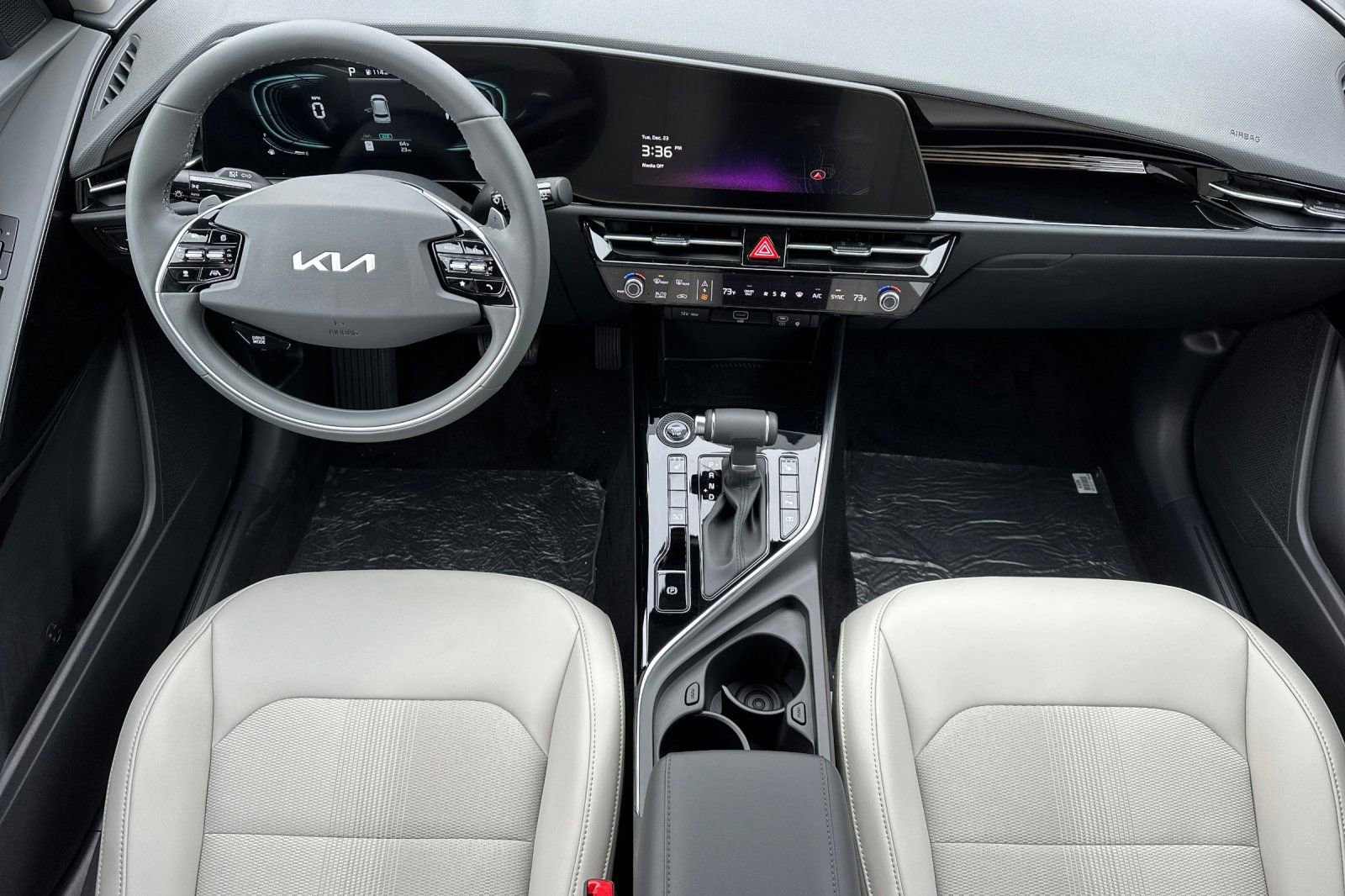 New 2026 Kia Niro EX image 13