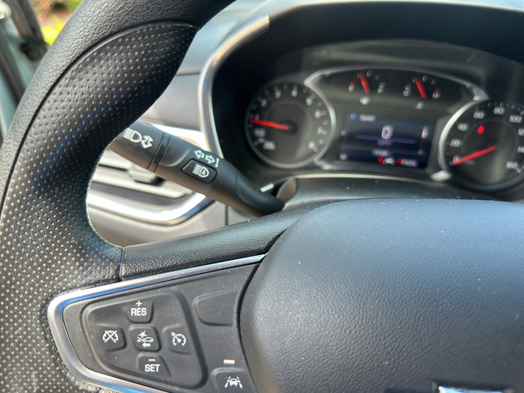 Used 2022 Chevrolet Equinox LT FWD image 18