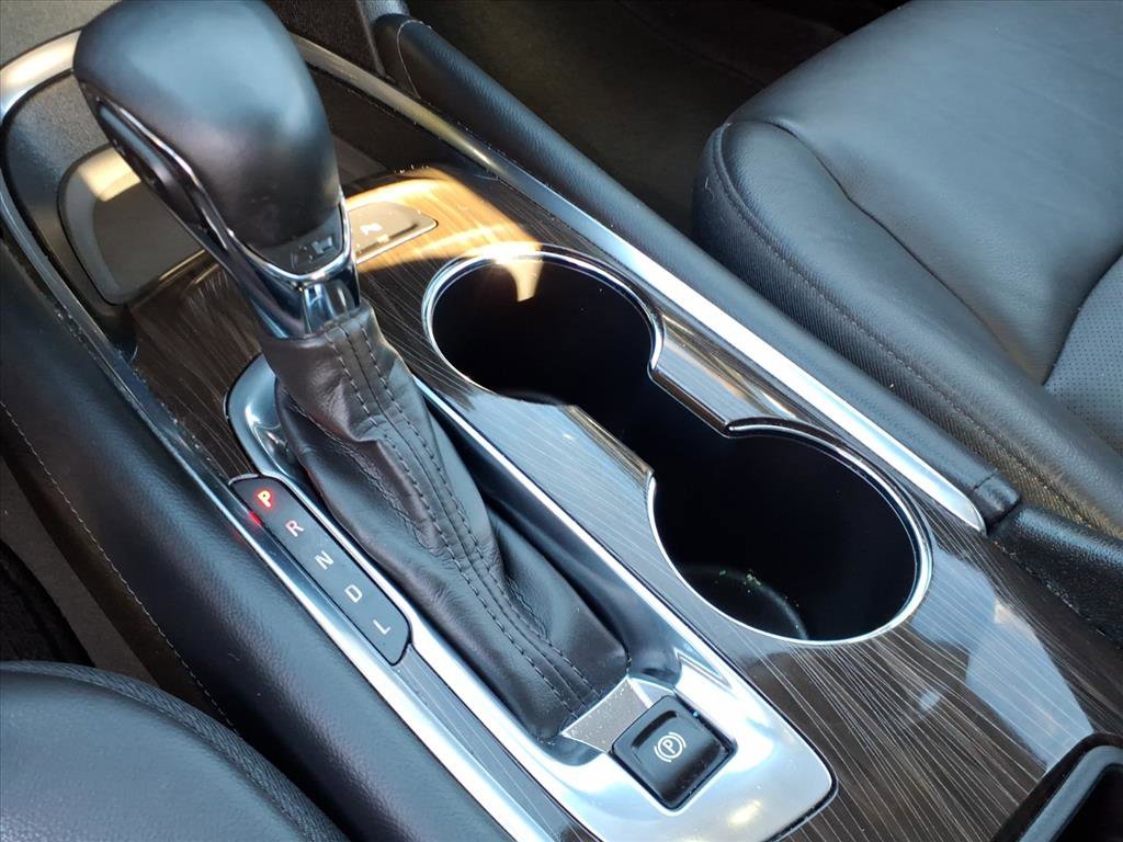 Used 2023 Chevrolet Malibu LT w/ Redline Edition image 22