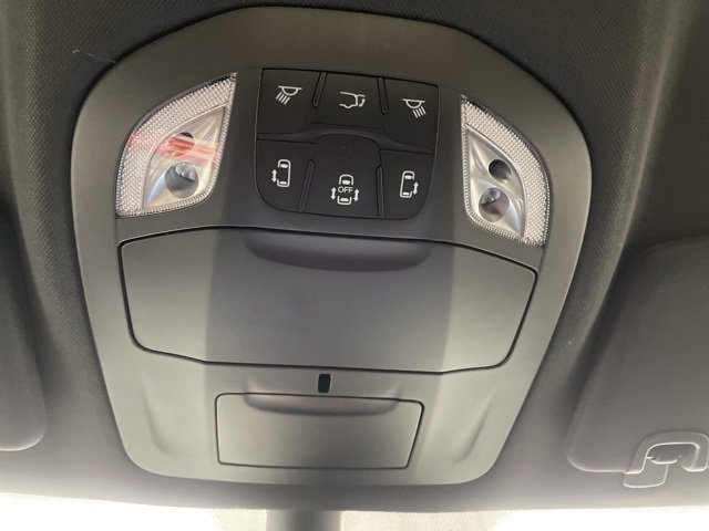 New 2026 Chrysler Pacifica Select image 26