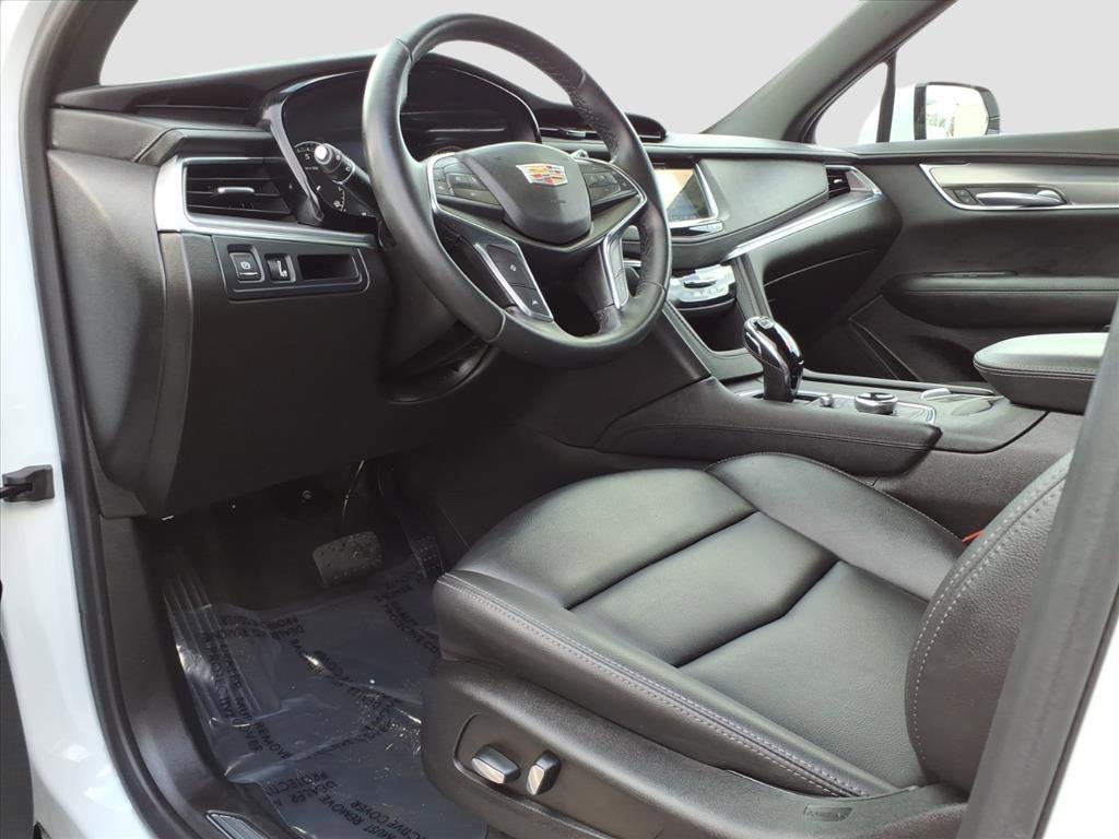Certified 2023 Cadillac XT5 Luxury image 12