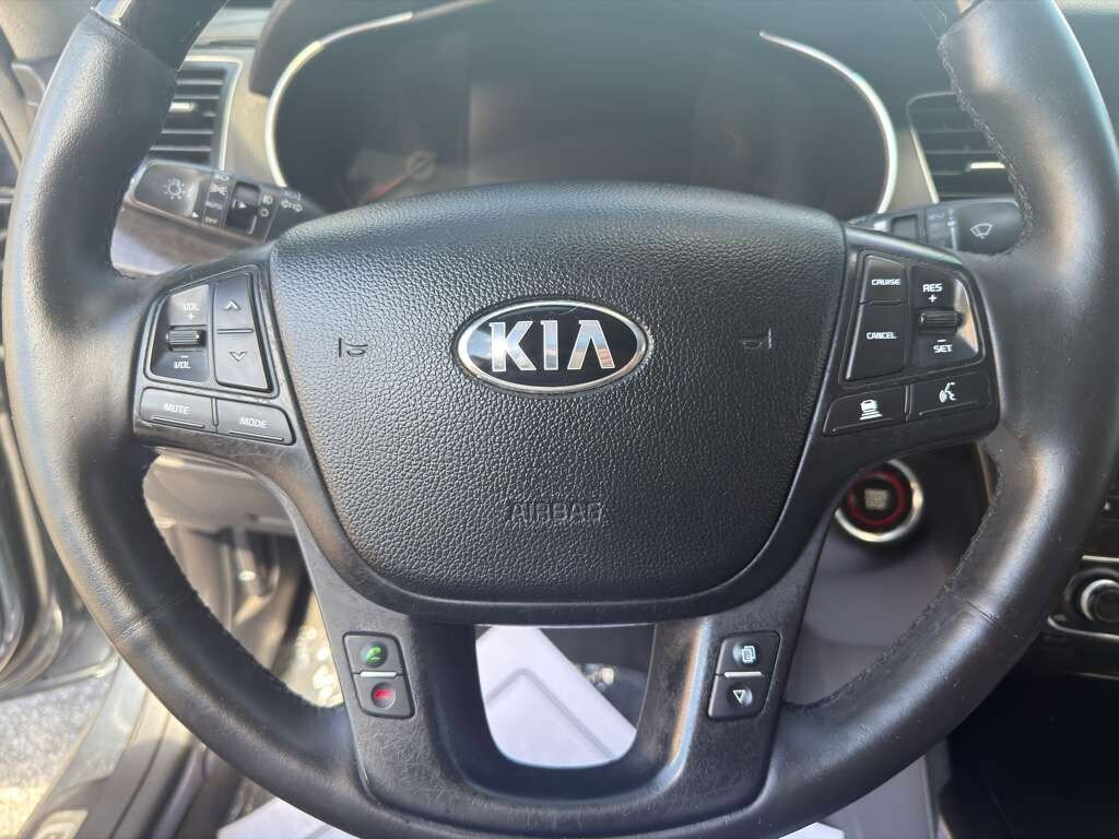 Used 2014 Kia Cadenza Premium w/ Technology Package image 9