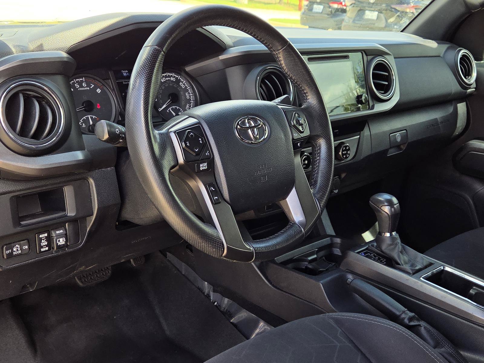 Used 2017 Toyota Tacoma TRD Off-Road w/ Tow Package RWD image 27