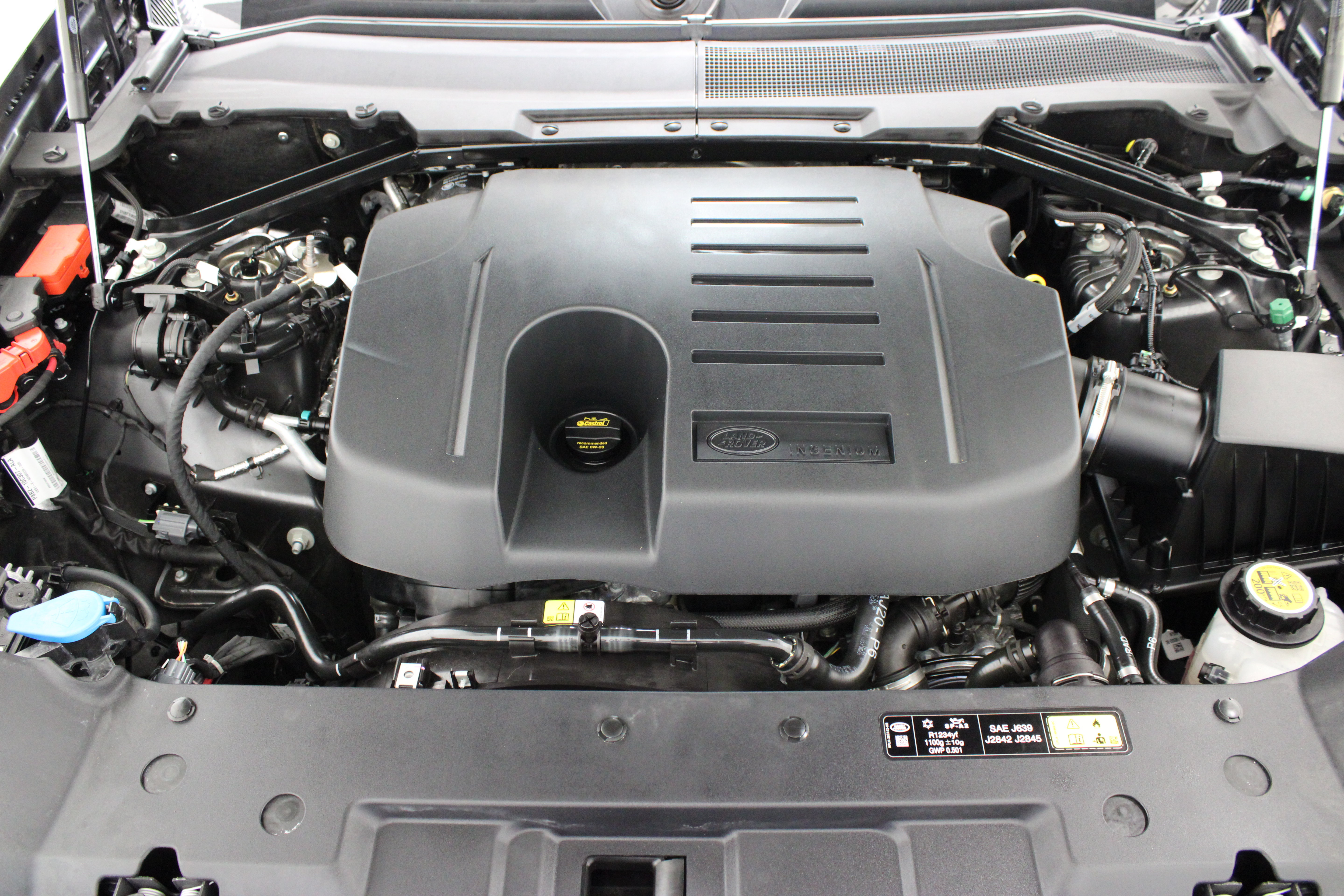 Used 2025 Land Rover Defender 130 Outbound AWD/4WD image 41