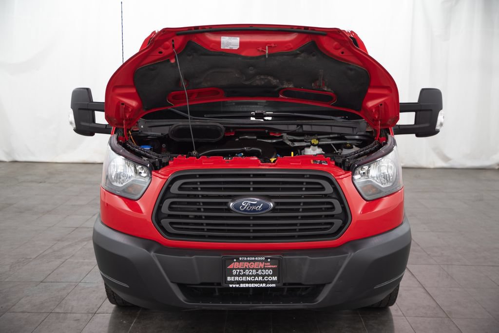 Used 2018 Ford Transit 150 XL RWD image 3