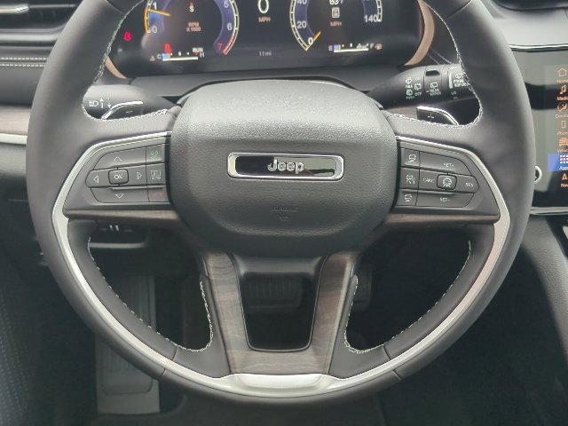 New 2027 Jeep Grand Cherokee Limited AWD/4WD image 8