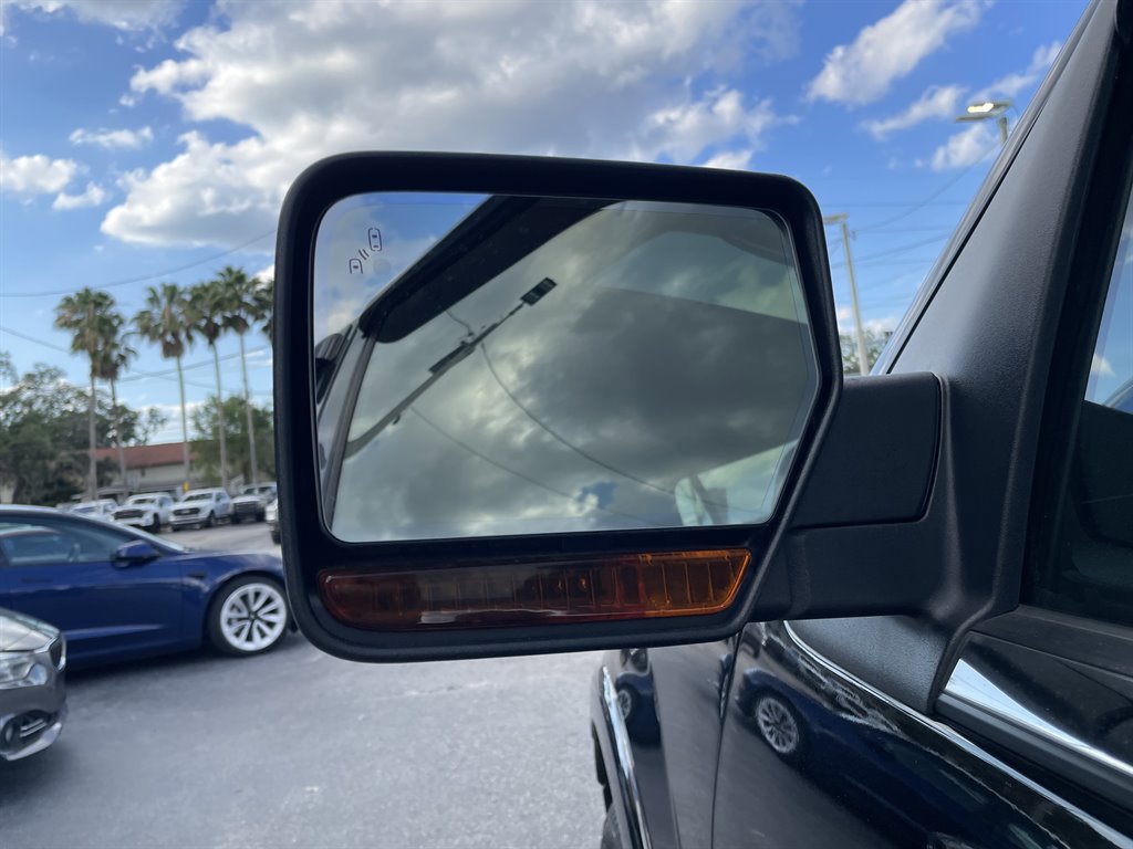 Used 2015 Ford Expedition Platinum AWD/4WD image 33