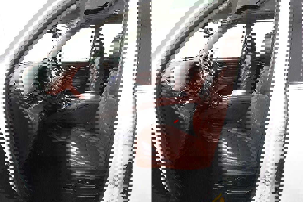 Used 2018 Buick Enclave Avenir w/ Avenir Technology Package image 26