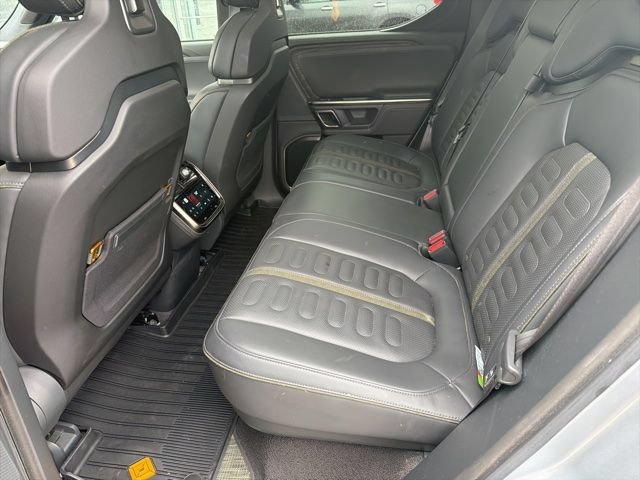 Used 2023 Rivian R1T Adventure AWD/4WD image 15