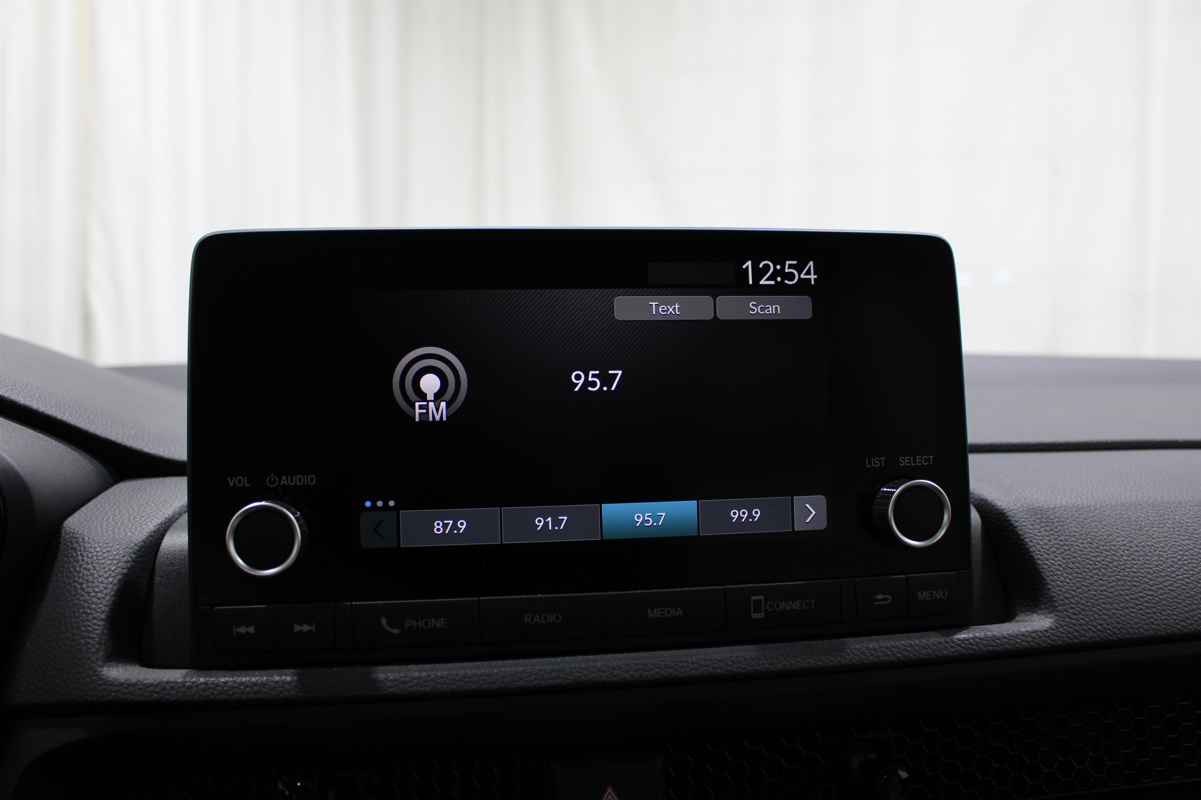 Used 2025 Honda CR-V EX image 13