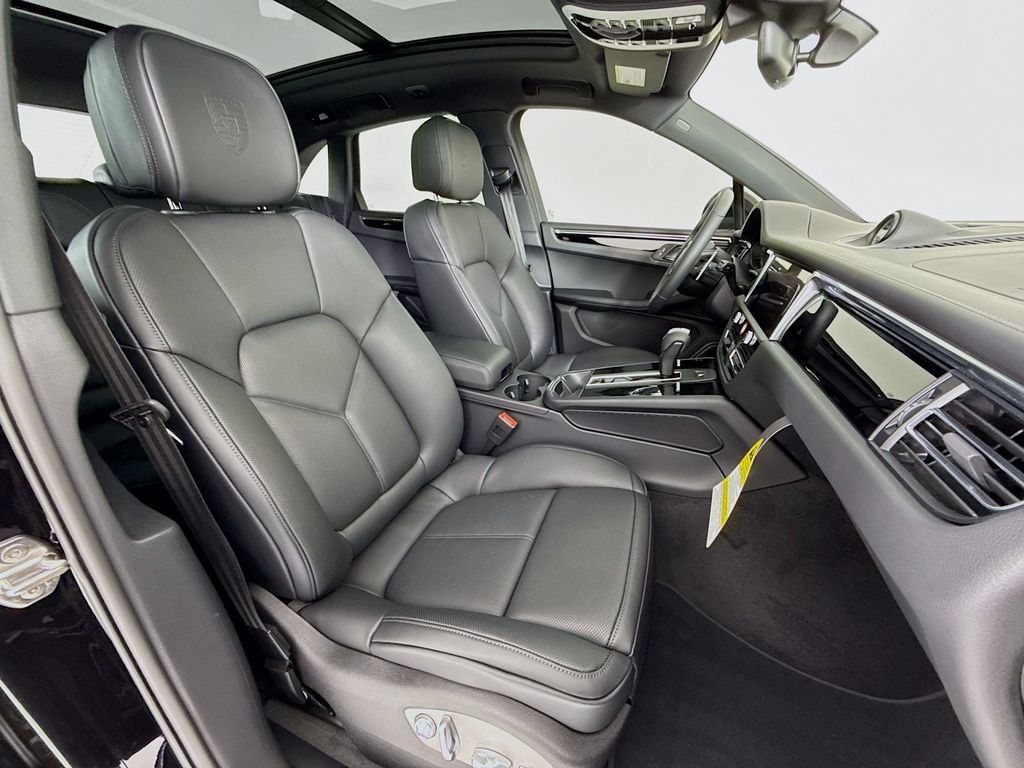 New 2026 Porsche Macan S AWD/4WD image 32