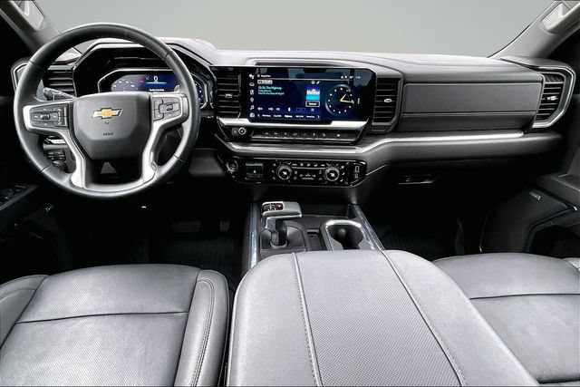 Used 2024 Chevrolet Silverado 1500 LTZ w/ LTZ Premium Package AWD/4WD image 8