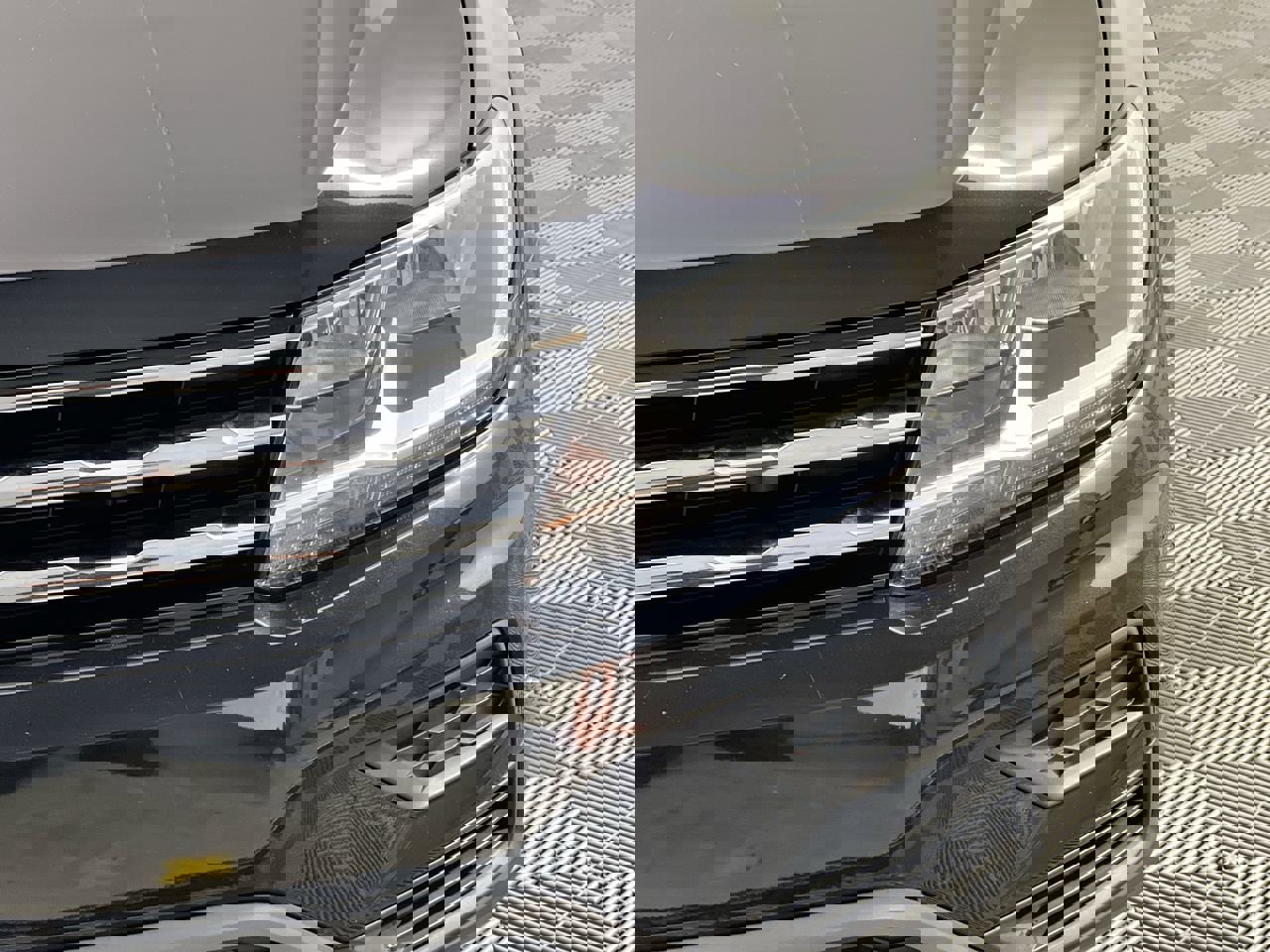 Used 2018 Volkswagen Tiguan SE image 11