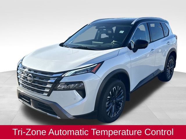 Used 2025 Nissan Rogue SL w/ Tech Package image 3