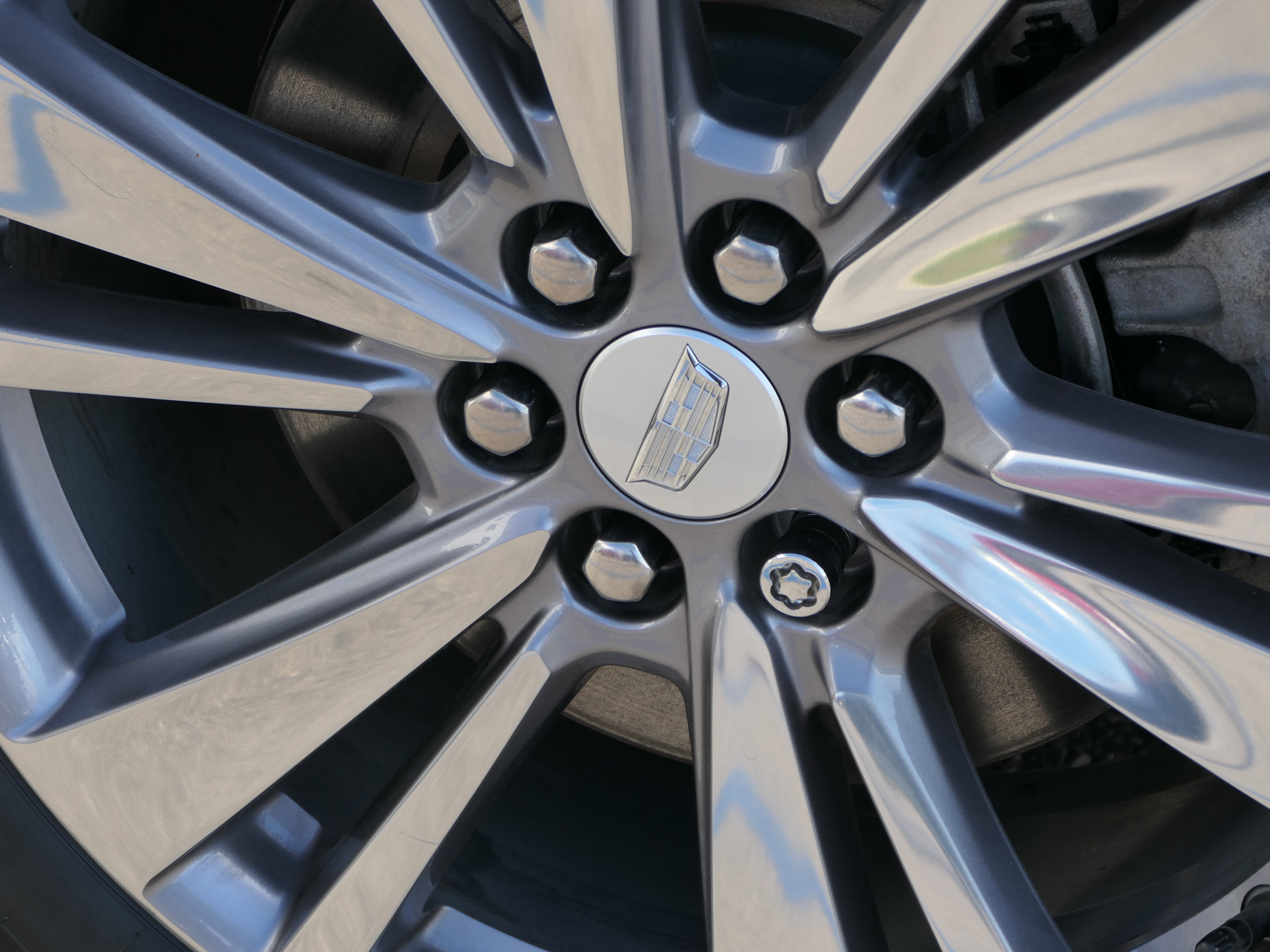 Certified 2024 Cadillac XT6 Premium Luxury FWD image 12