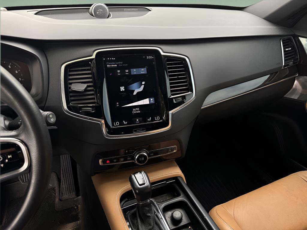 Used 2017 Volvo XC90 T6 Momentum w/ Vision Package AWD/4WD image 28