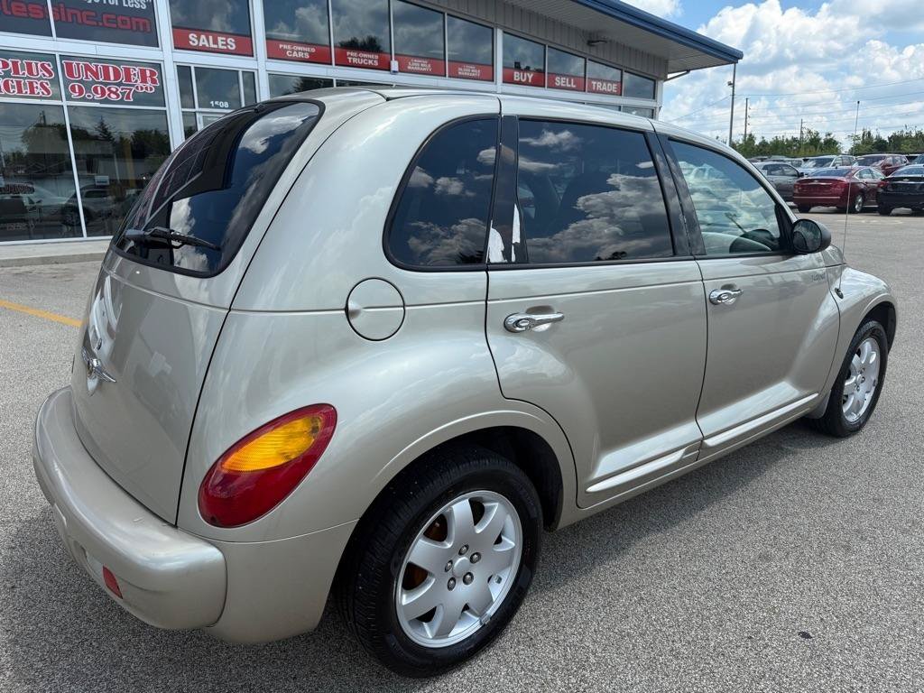 Used 2005 Chrysler PT Cruiser Limited FWD image 8
