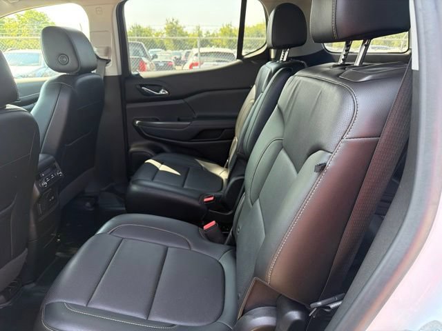Used 2021 GMC Acadia SLT w/ Elevation Edition FWD image 9