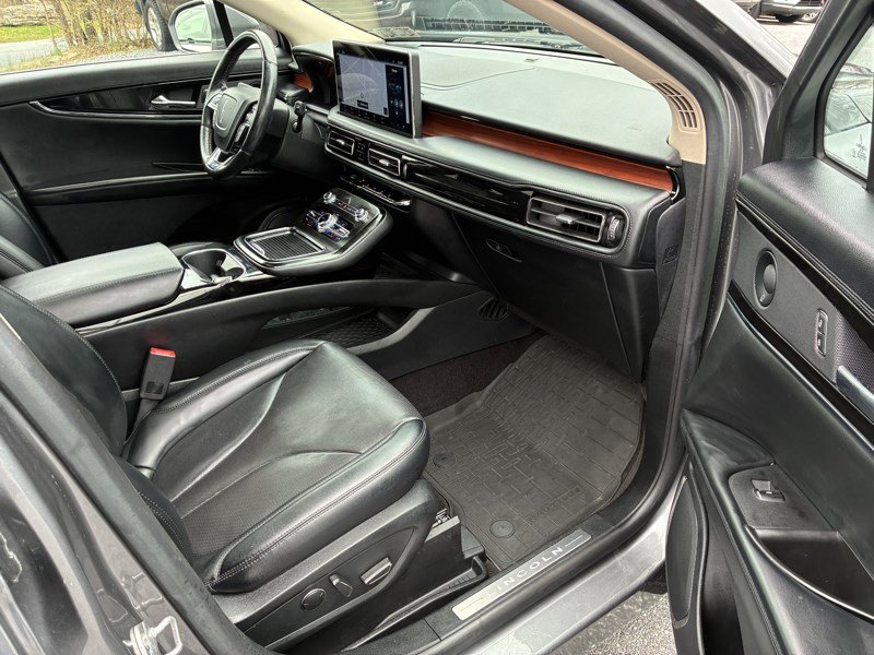 Used 2021 Lincoln Nautilus Reserve AWD/4WD image 20