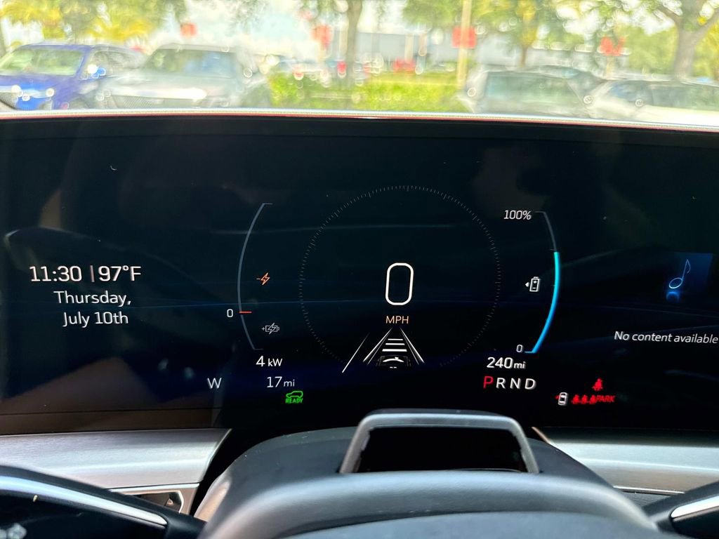 New 2025 Cadillac Lyriq Sport w/ Nappa Leather Package image 28