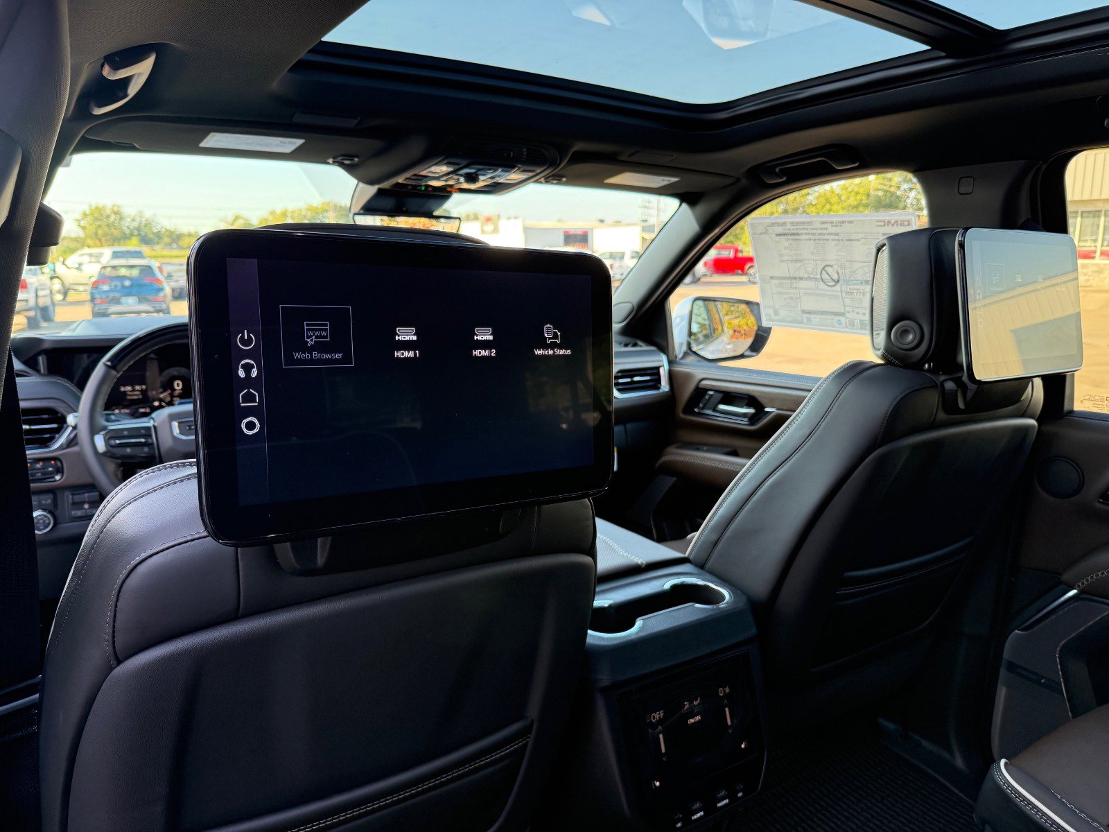 New 2026 GMC Yukon XL Denali Ultimate image 15