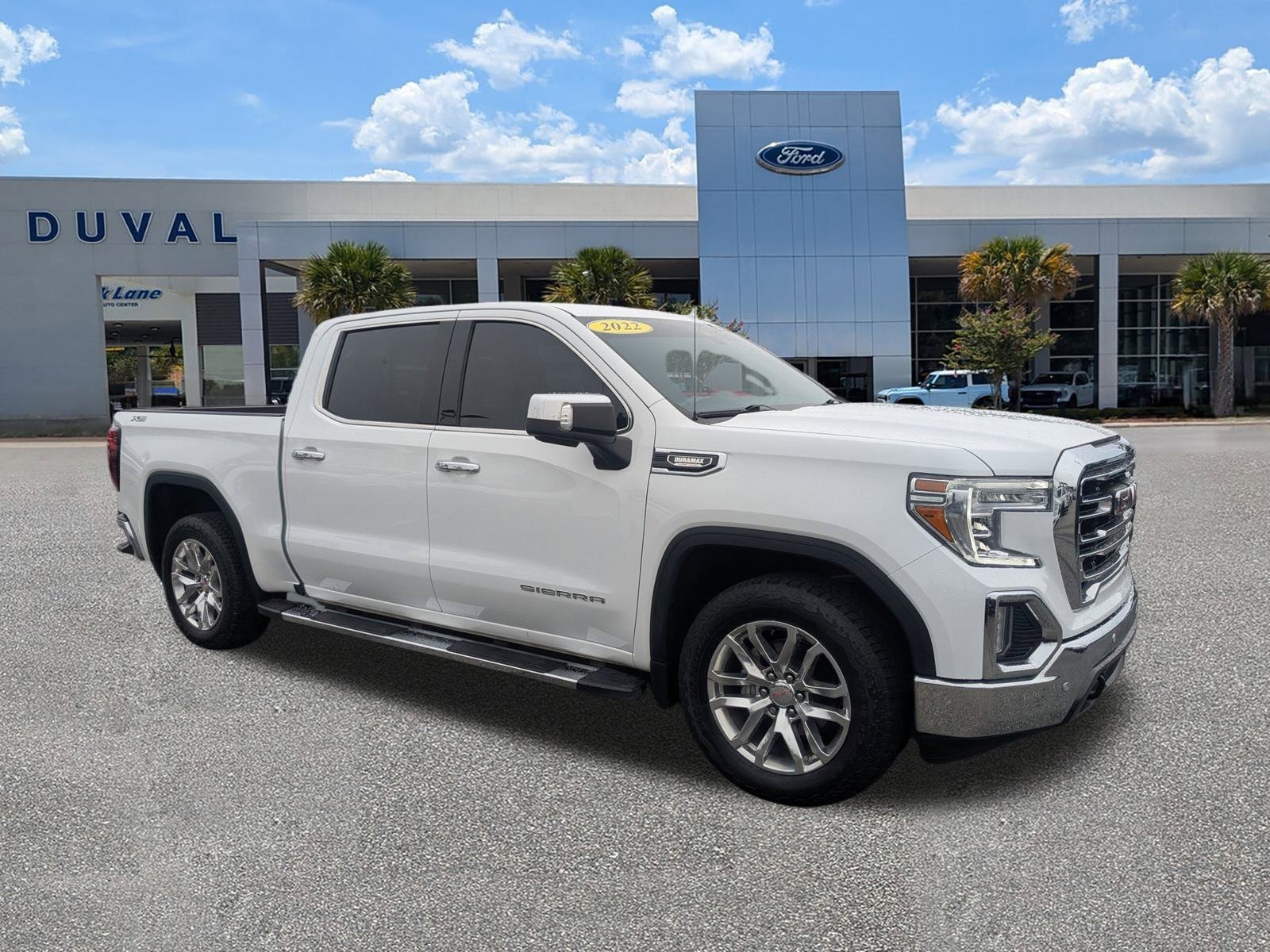 Used 2022 GMC Sierra 1500 SLT w/ SLT Premium Plus Package image 2