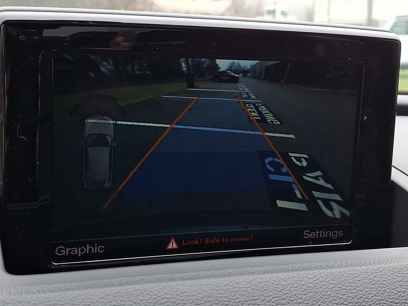 Used 2016 Audi Q3 2.0T Premium Plus w/ Technology Package image 19