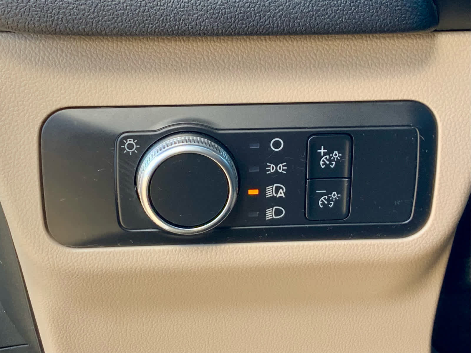 Used 2021 Ford Escape SE image 47