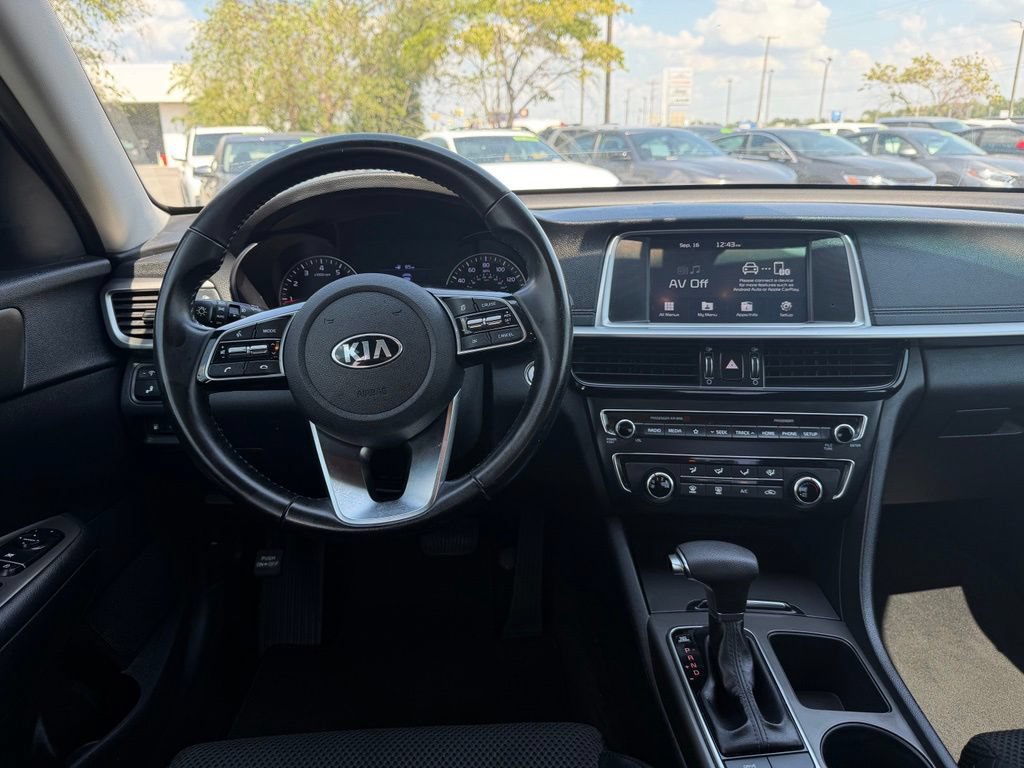 Used 2020 Kia Optima S FWD image 17