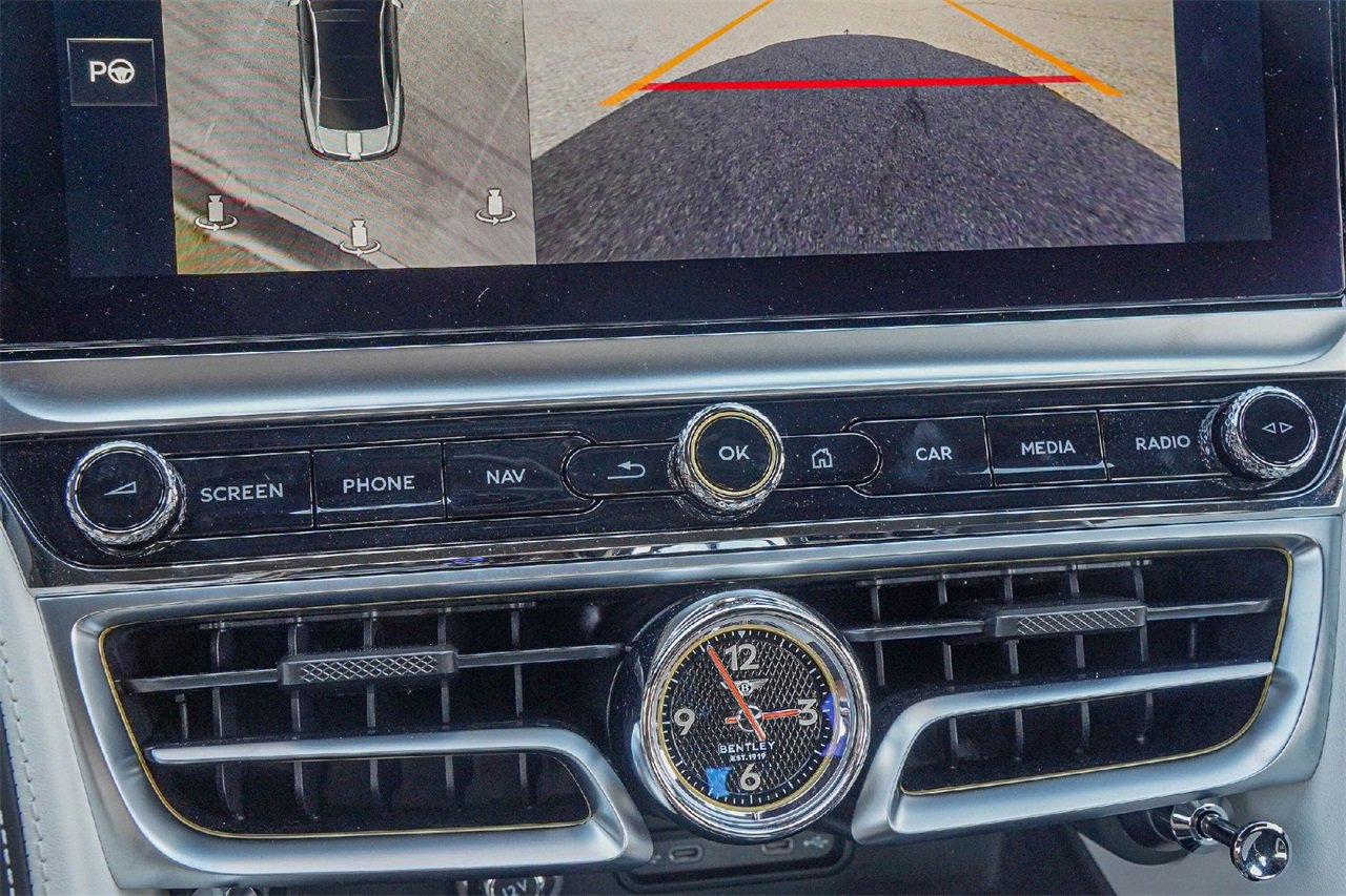 New 2026 Bentley Flying Spur Plug-In Hybrid image 25